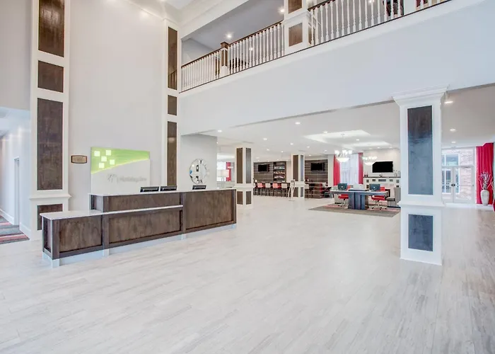 Hotel & North By Ihg Lafayette