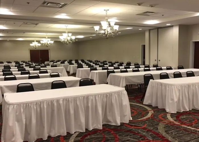& North By Ihg 3* Lafayette