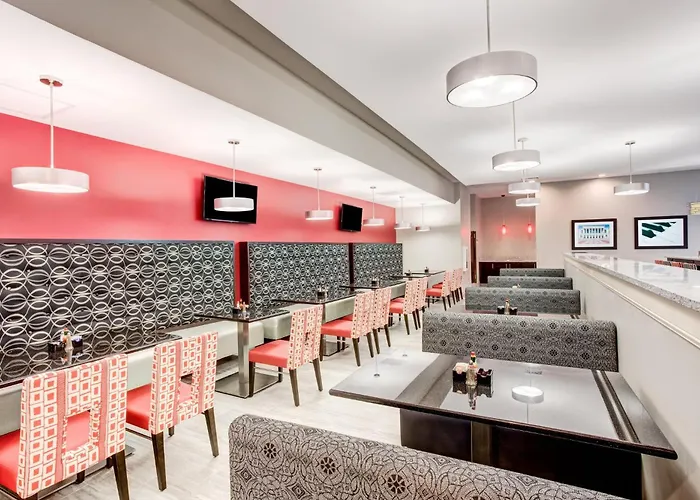 & North By Ihg Hotel 3*